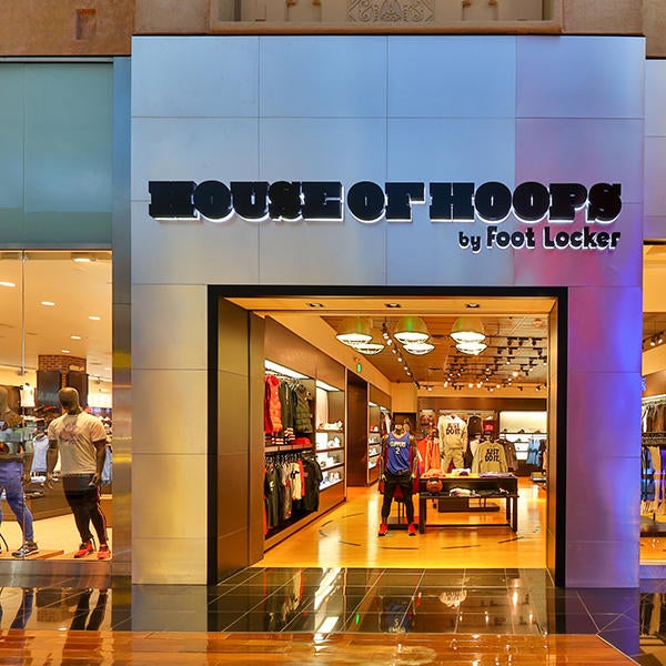 House of Hoops store inside Miracle Mile Shops