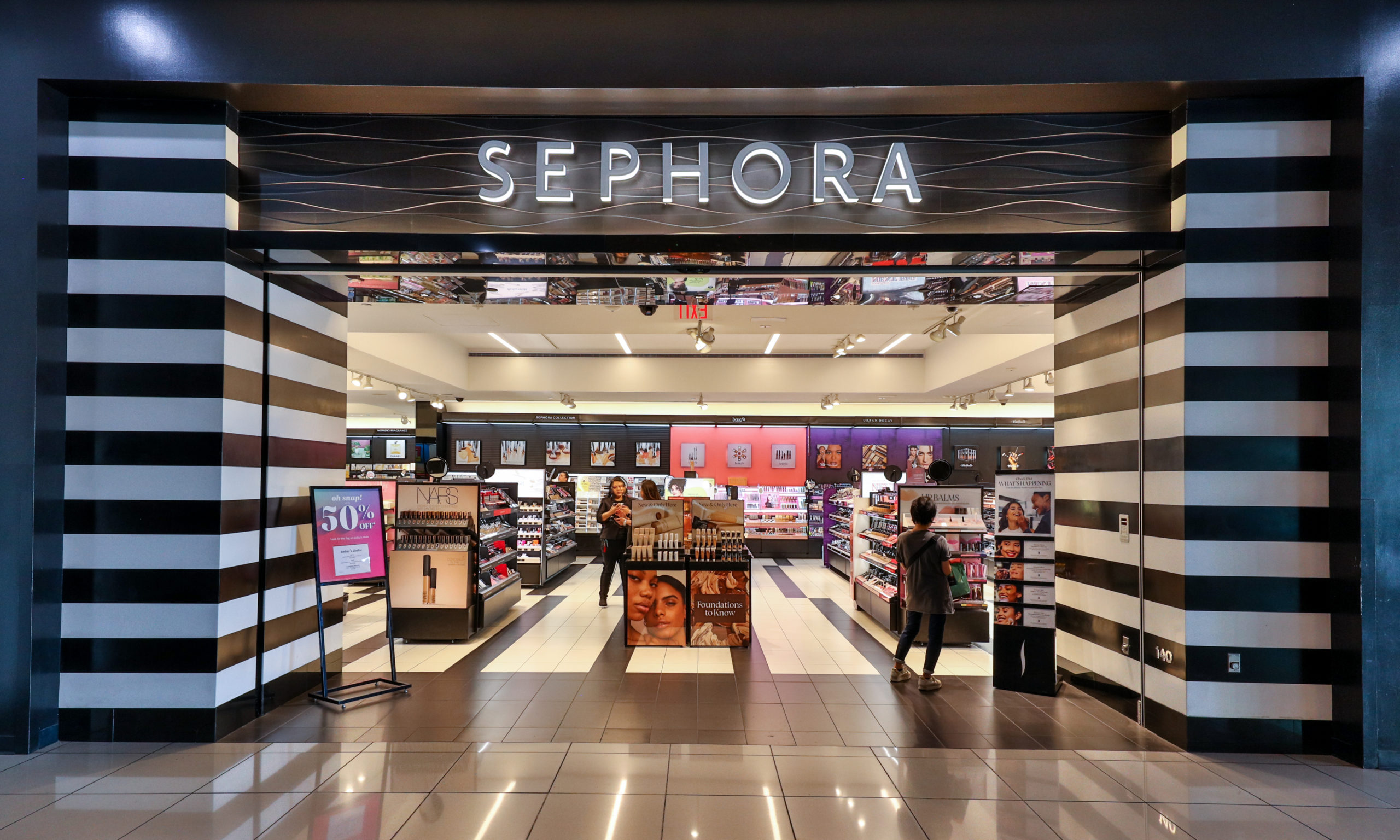 Sephora store at Miracle Mile Shops