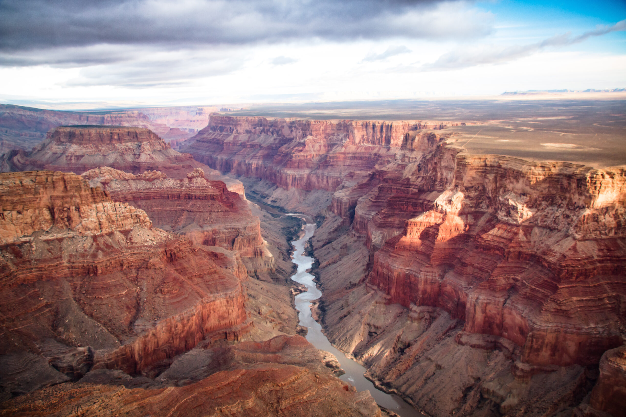 How to Visit Grand Canyon from Las Vegas: A Comprehensive Guide  Miracle Mile Shops